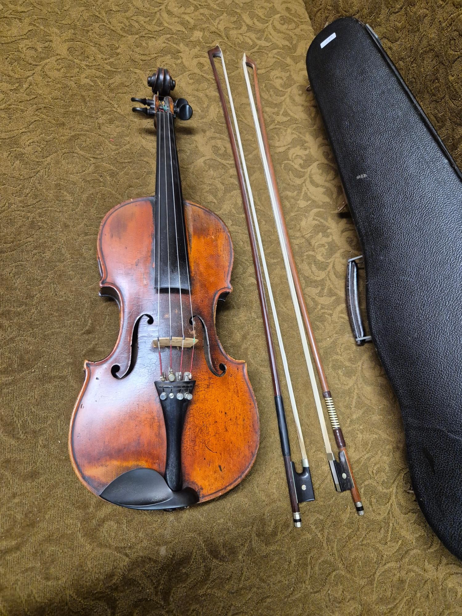 Nicolas Lupot violin and 2 bows