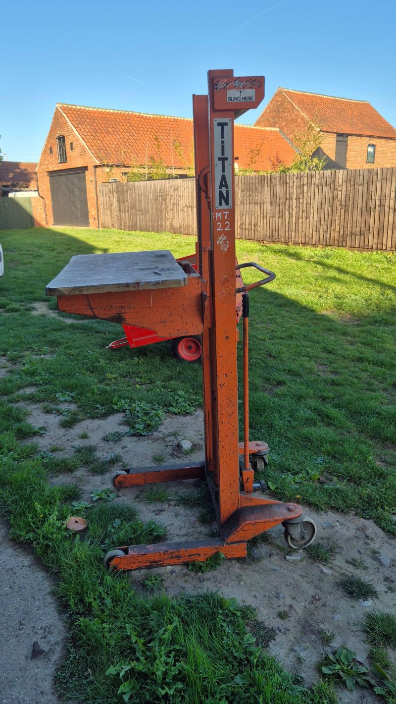 Lot 2-2 for Next Gainsborough Auction